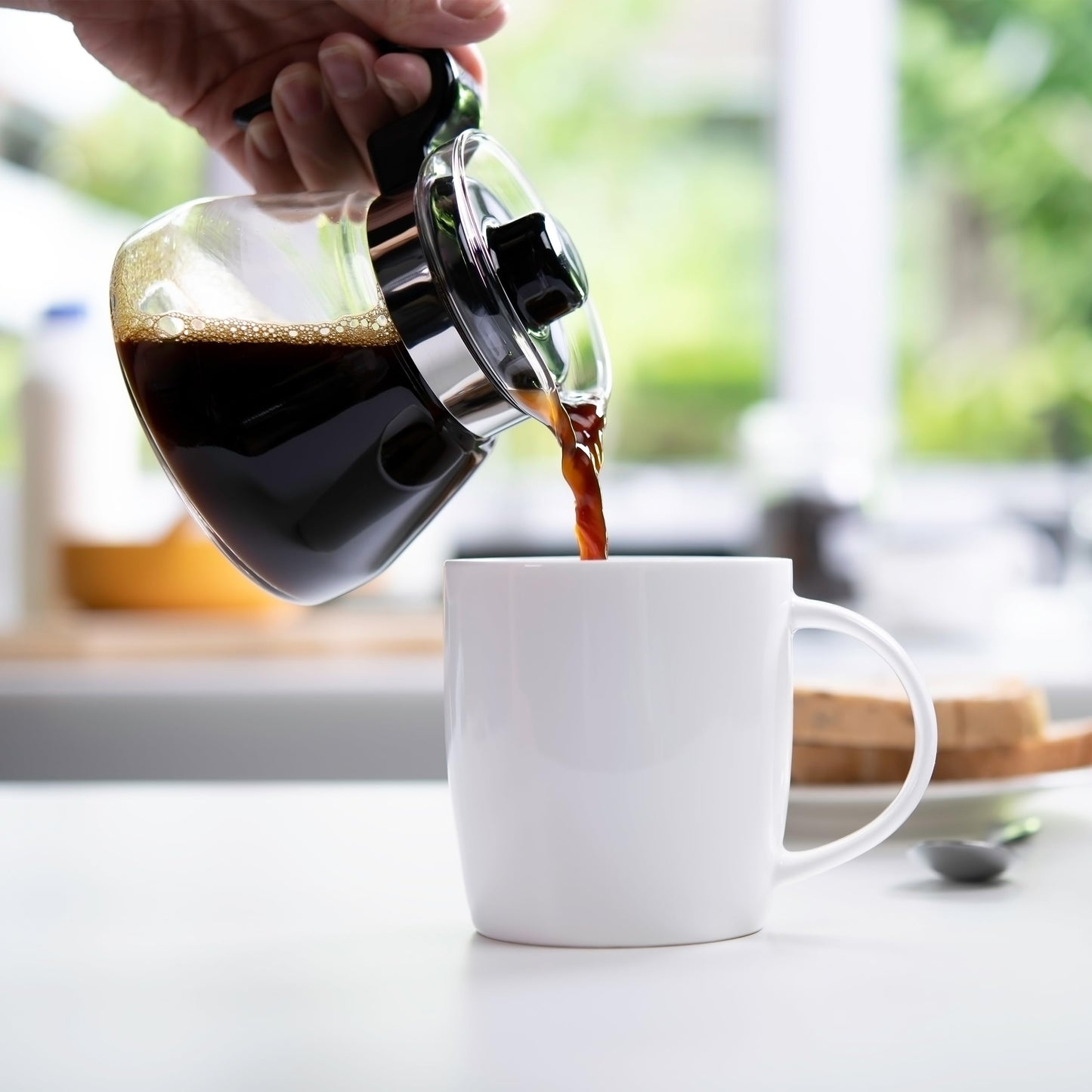 Zavida 100% Colombian Whole Bean Coffee – Medium Roast Arabica, 907g (2 lb)